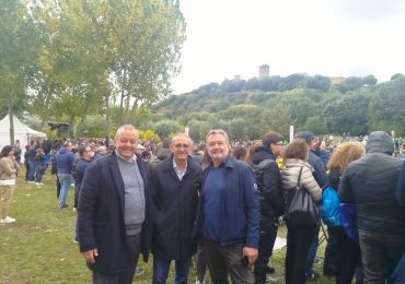 "Music for... Il Concerto dei 1000 per la Pace del Mondo" incanta l’Area Archeologica di Velia